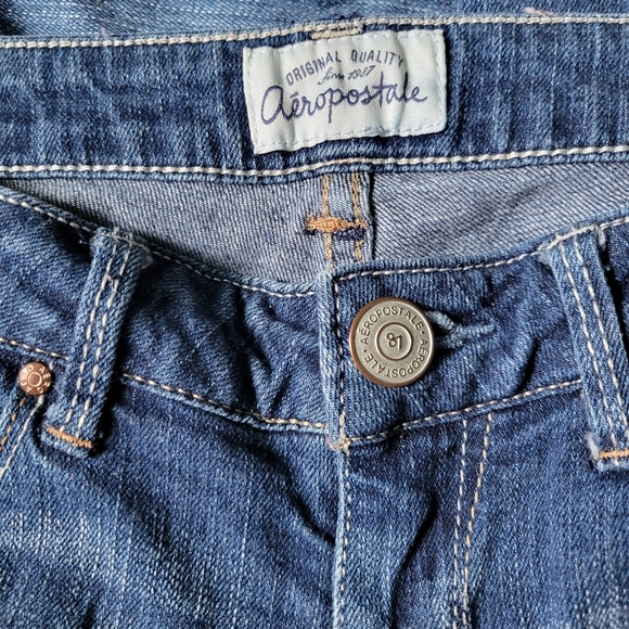 Aeropostale Juniors size 0, Ashley Ultra Skinny blue jeans, like new condition - Picture 3 of 9
